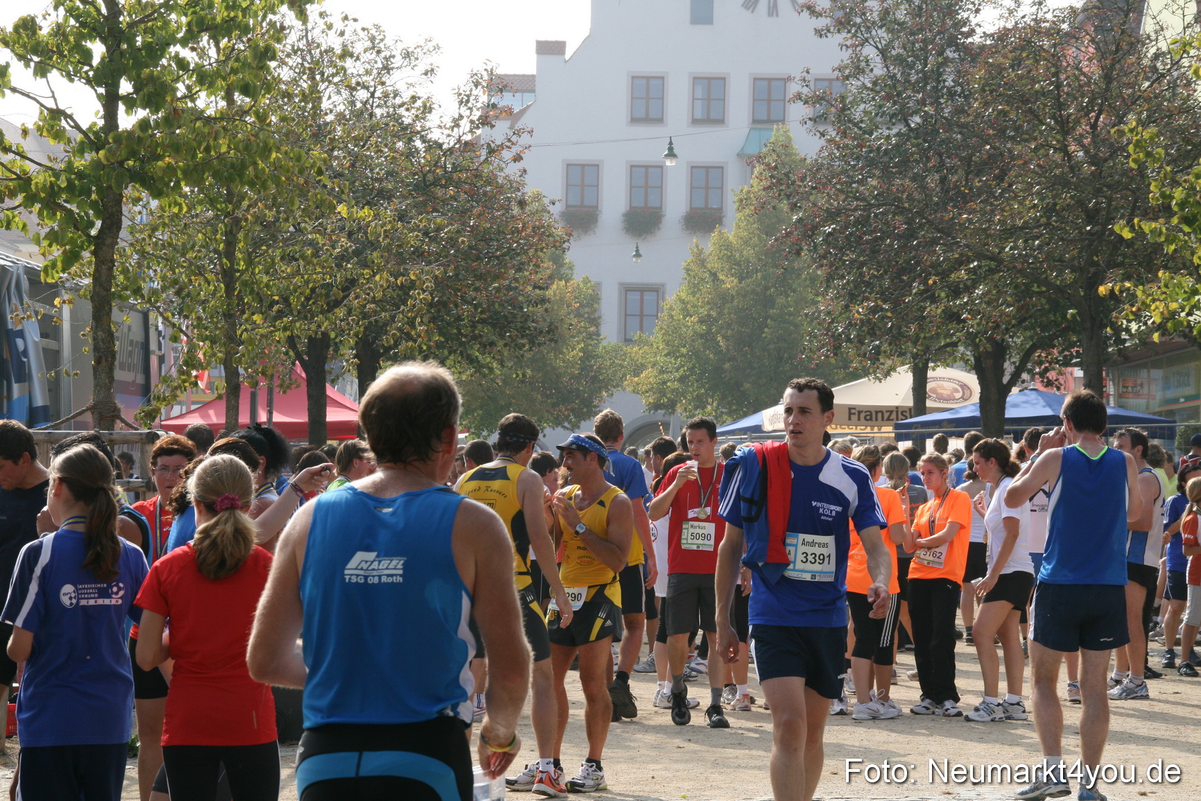 0100 Stadtlauf Neumarkt Drumherum 200909